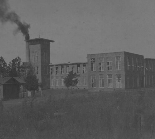 Photo of the exterior of Mandeville Mill