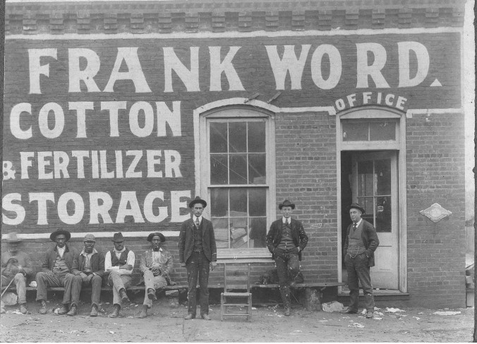Photo of the Frank Word Cotton and Fertilizer Storage building